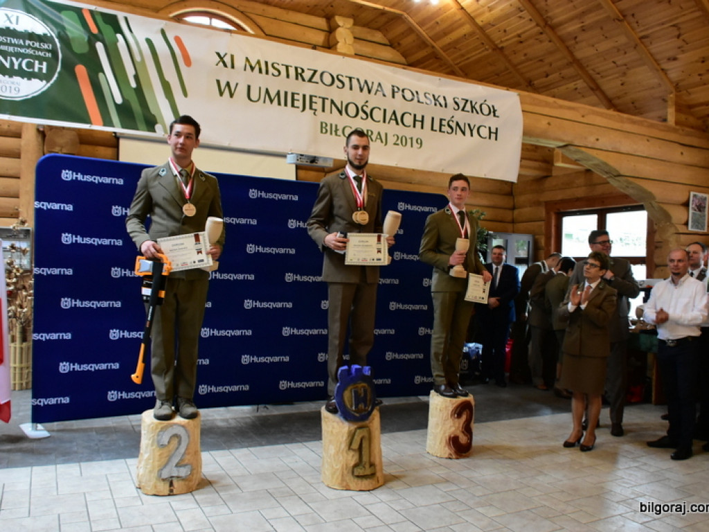 Zespół Szkół Leśnych zwyciężył w XI Mistrzostwach Polski Szkół w Umiejętnościach Leśnych (FOTO, WYNIKI)
