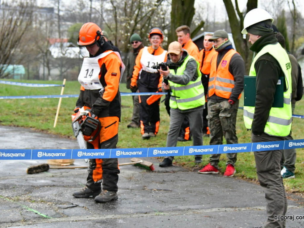 Zespół Szkół Leśnych zwyciężył w XI Mistrzostwach Polski Szkół w Umiejętnościach Leśnych (FOTO, WYNIKI)