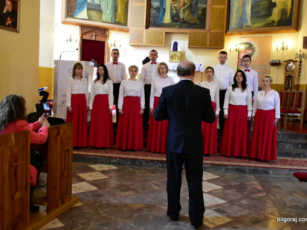 Chóralny Koncert Pieśni Pasyjnej i Pokutnej w Korytkowie Dużym (FOTO)