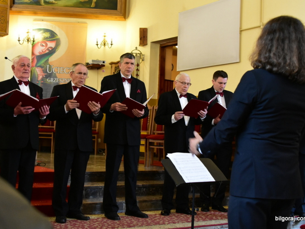 Chóralny Koncert Pieśni Pasyjnej i Pokutnej w Korytkowie Dużym (FOTO)