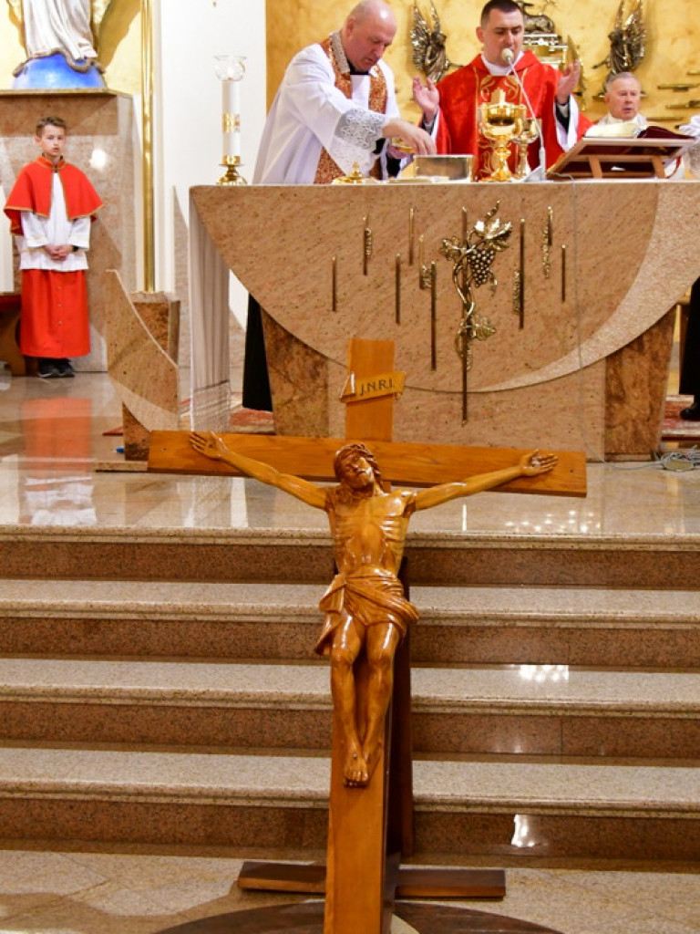 Głosimy Krzyż i Zmartwychwstanie. Wielki Piątek (FOTO)