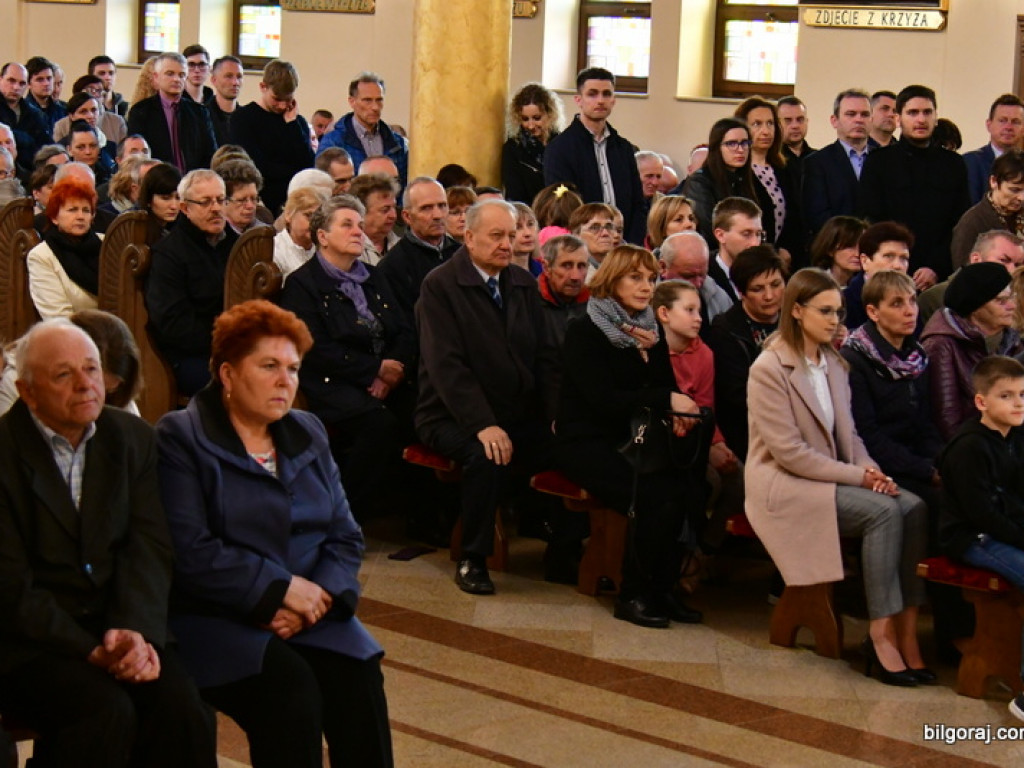 Głosimy Krzyż i Zmartwychwstanie. Wielki Piątek (FOTO)