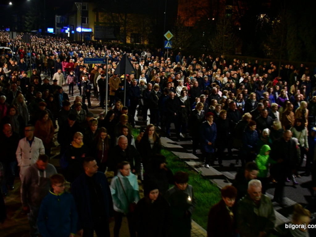 Via Crucis na ulicach Biłgoraja (FOTO)