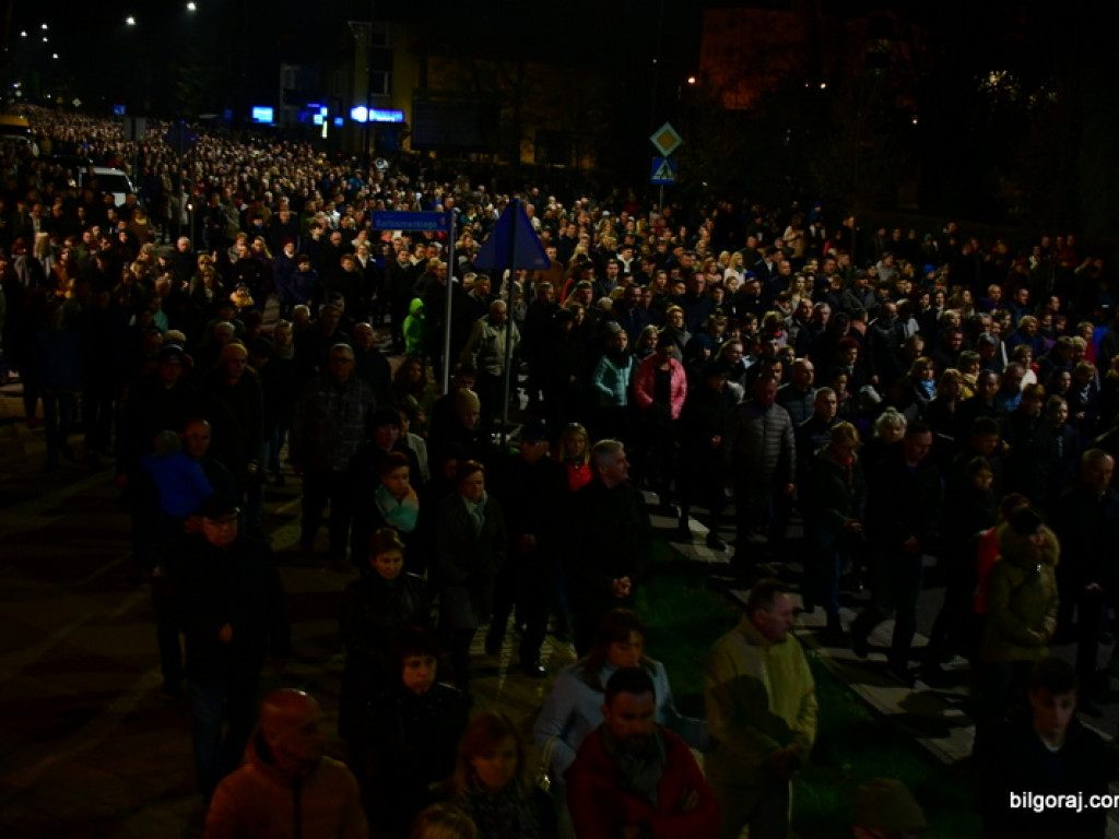 Via Crucis na ulicach Biłgoraja (FOTO)