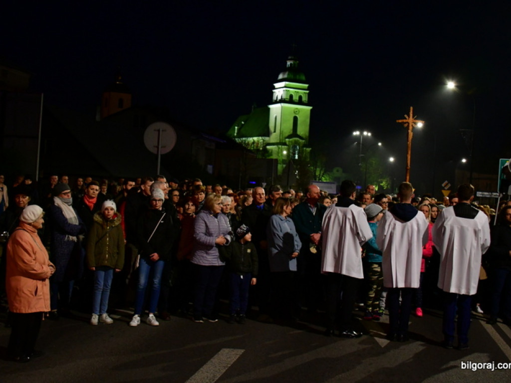 Via Crucis na ulicach Biłgoraja (FOTO)
