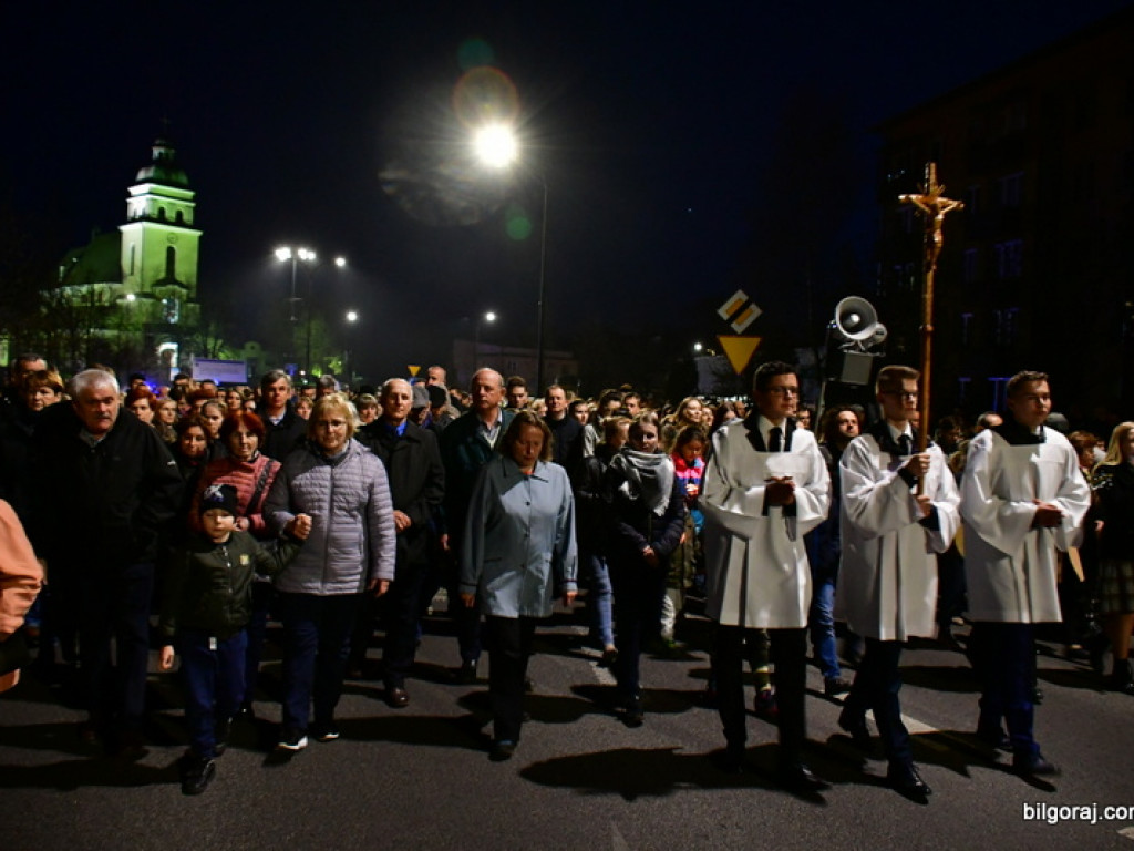 Via Crucis na ulicach Biłgoraja (FOTO)