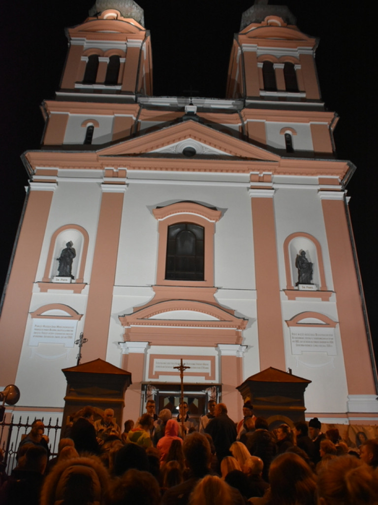 Via Crucis na ulicach Biłgoraja (FOTO)