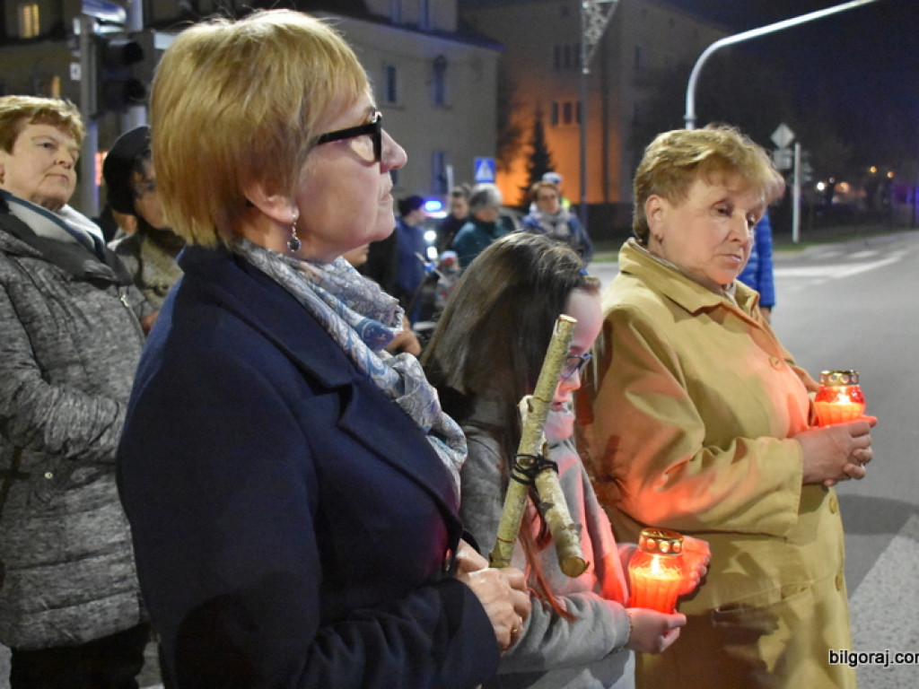 Via Crucis na ulicach Biłgoraja (FOTO)