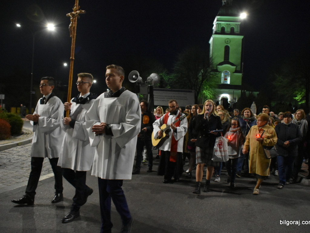 Via Crucis na ulicach Biłgoraja (FOTO)