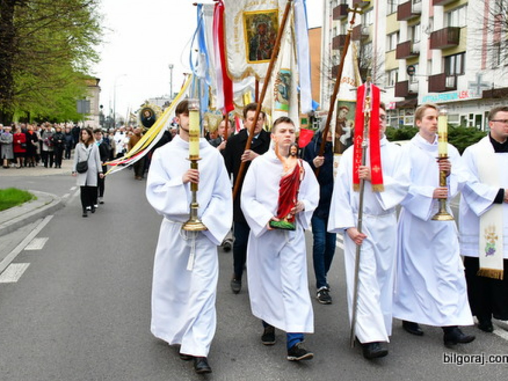 Zmartwychwstał Pan i żyje dziś! (FOTO)