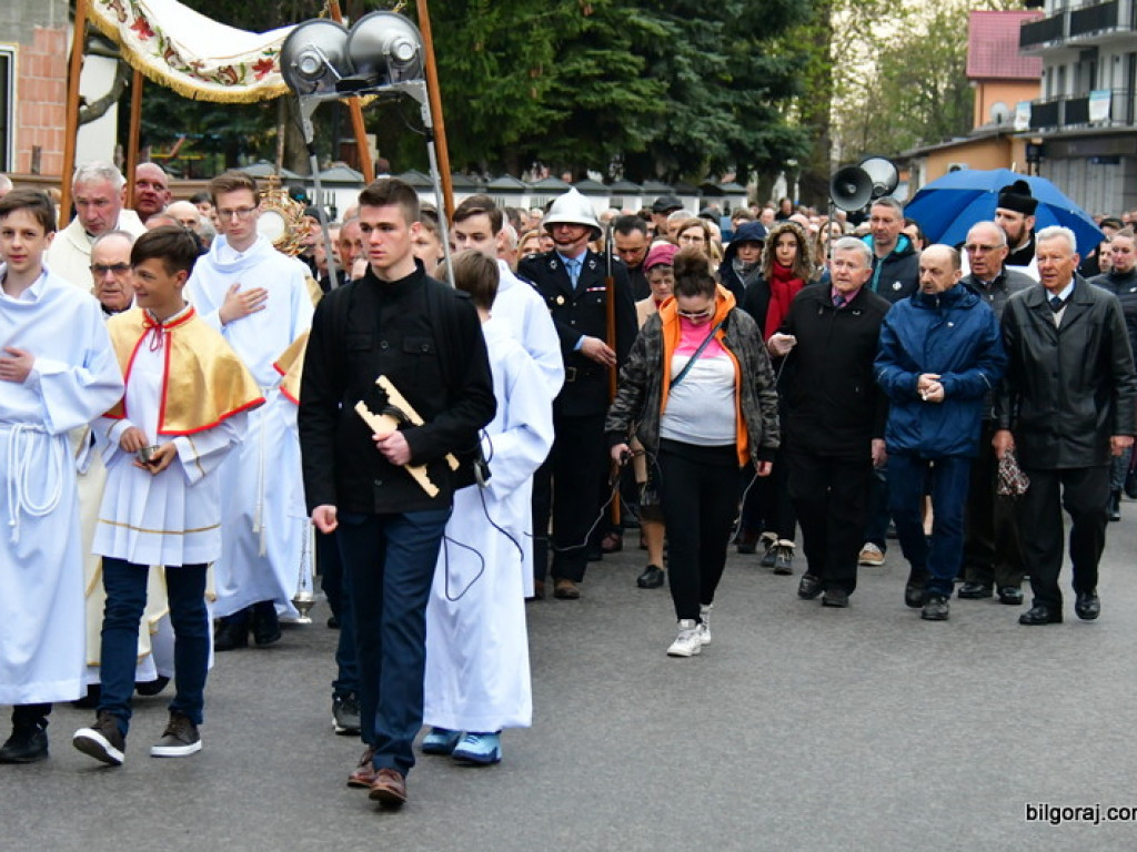 Zmartwychwstał Pan i żyje dziś! (FOTO)