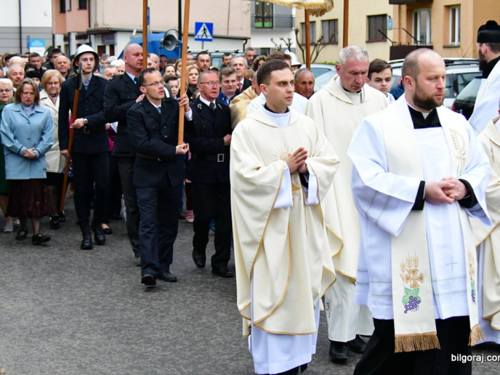 Zmartwychwstał Pan i żyje dziś! (FOTO)