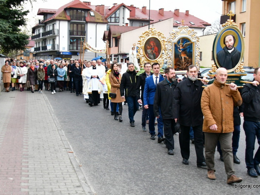 Zmartwychwstał Pan i żyje dziś! (FOTO)