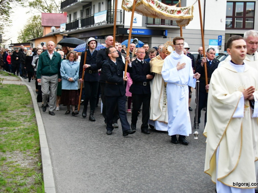 Zmartwychwstał Pan i żyje dziś! (FOTO)