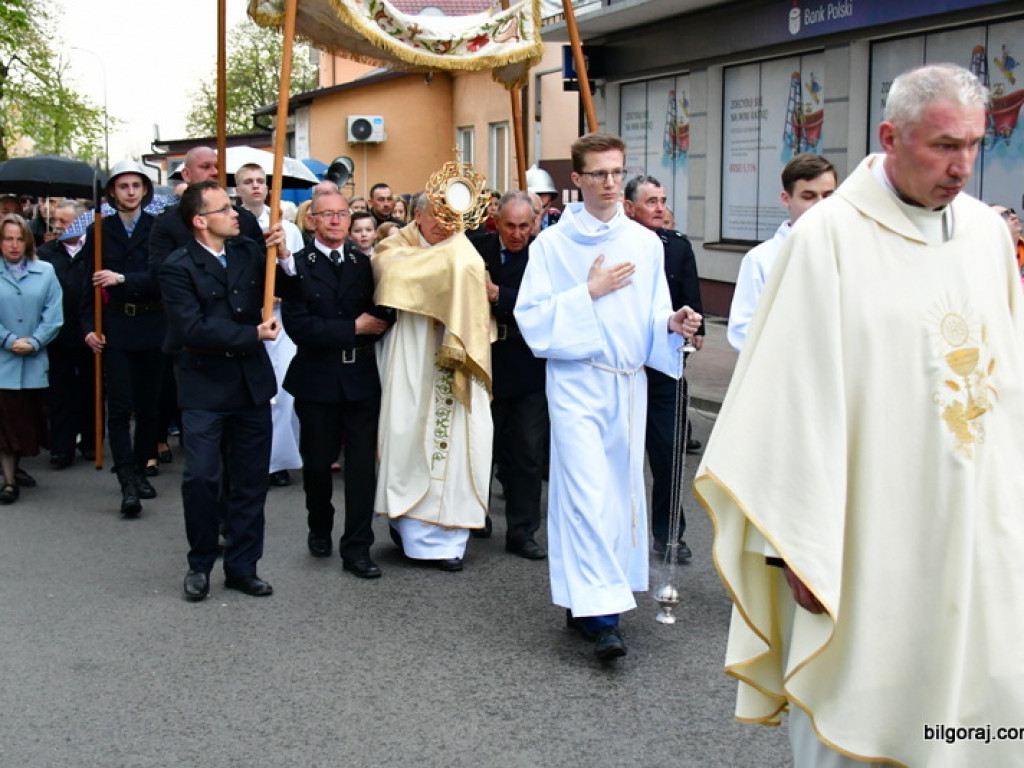 Zmartwychwstał Pan i żyje dziś! (FOTO)