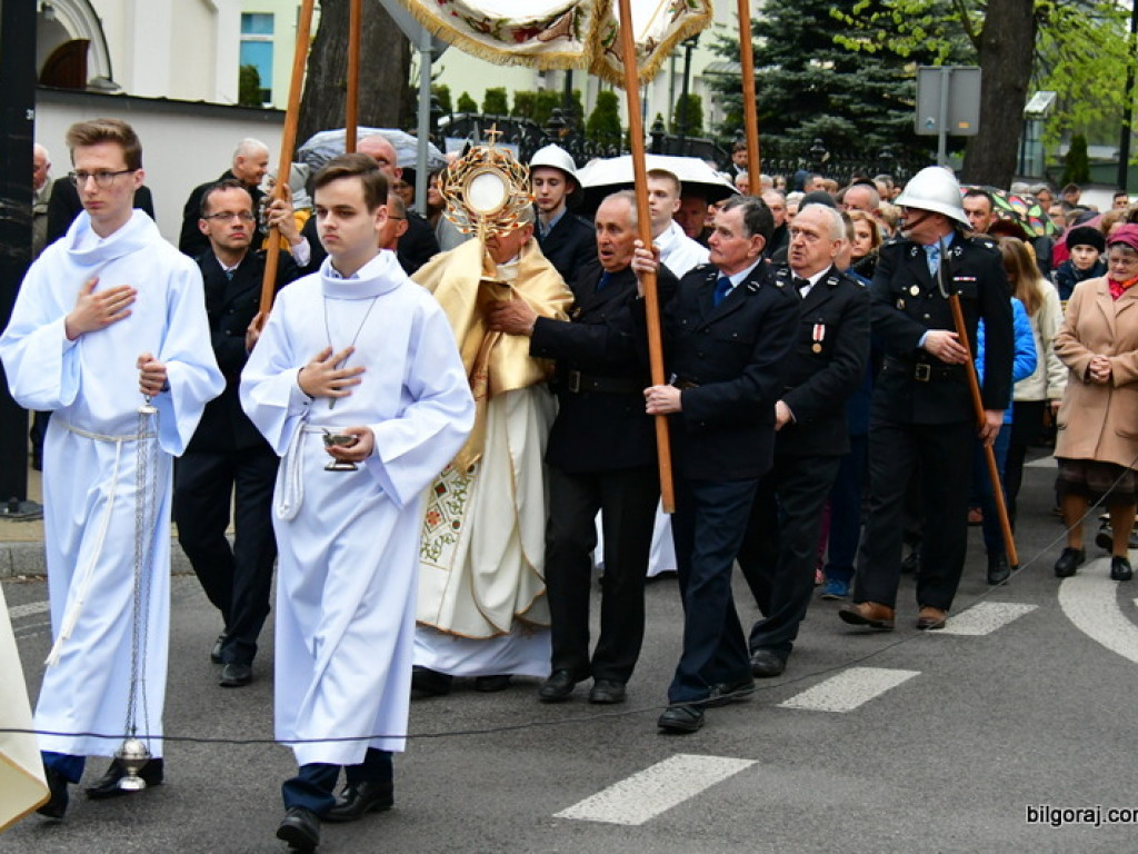 Zmartwychwstał Pan i żyje dziś! (FOTO)
