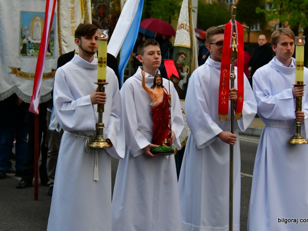 Zmartwychwstał Pan i żyje dziś! (FOTO)
