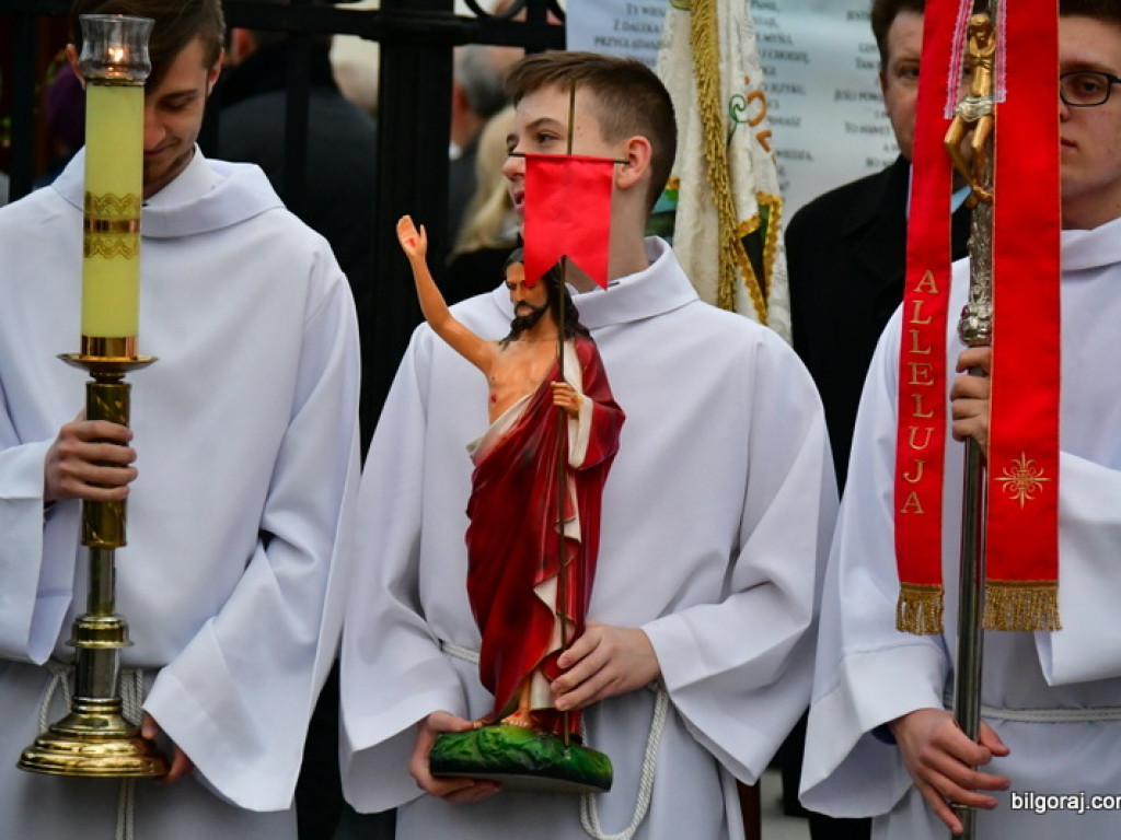 Zmartwychwstał Pan i żyje dziś! (FOTO)
