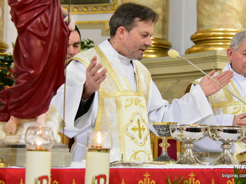 Zmartwychwstał Pan i żyje dziś! (FOTO)