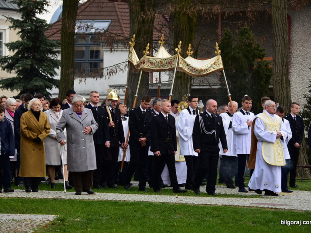 Zmartwychwstał Pan i żyje dziś! (FOTO)
