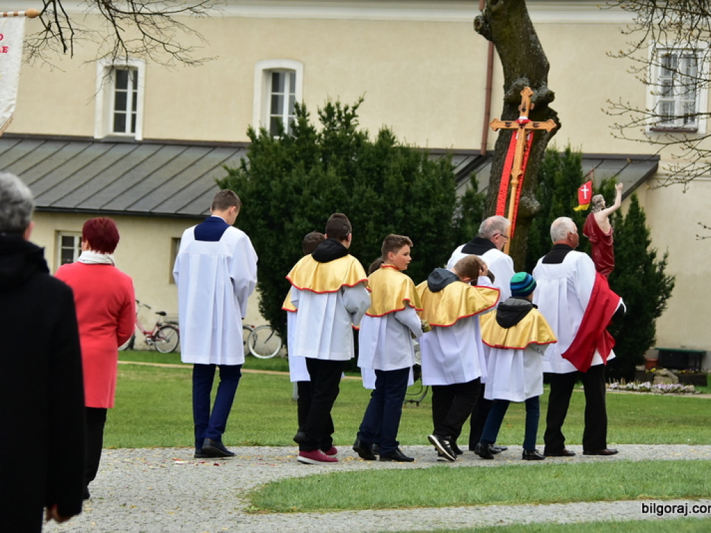 Zmartwychwstał Pan i żyje dziś! (FOTO)