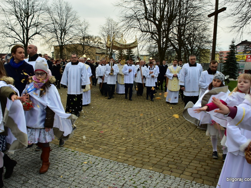 Zmartwychwstał Pan i żyje dziś! (FOTO)