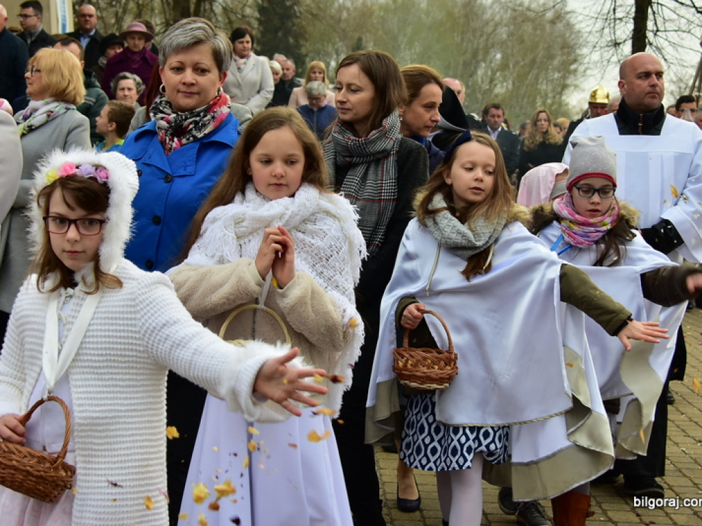 Zmartwychwstał Pan i żyje dziś! (FOTO)