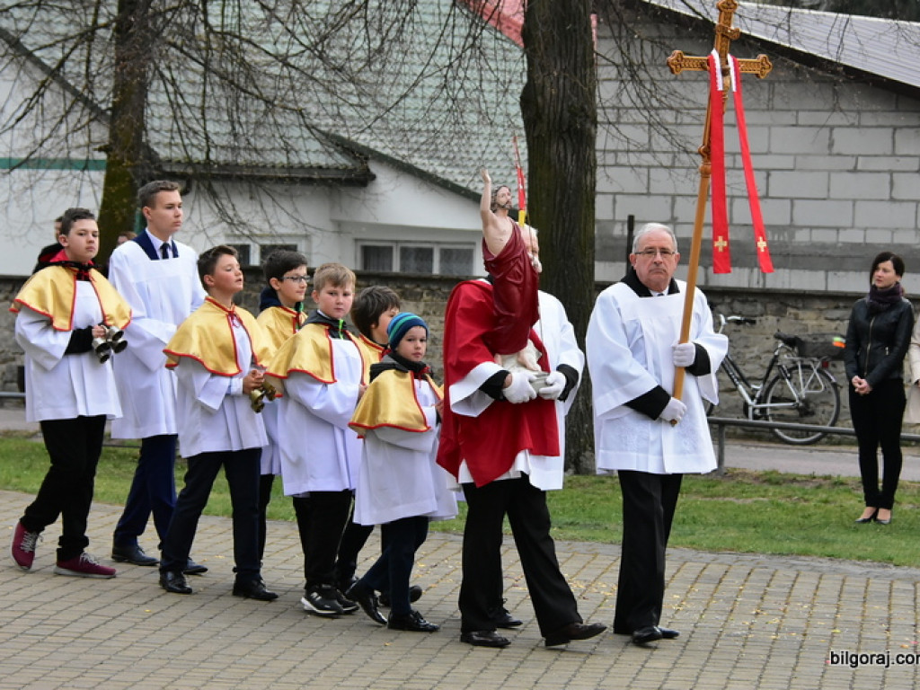 Zmartwychwstał Pan i żyje dziś! (FOTO)