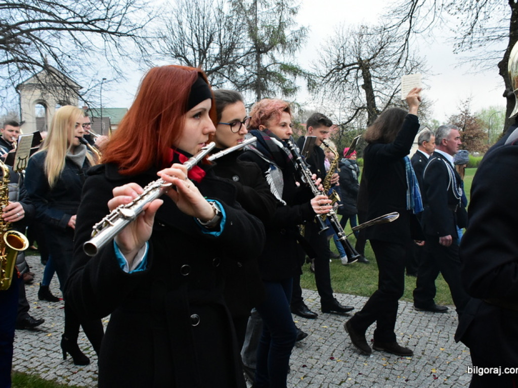 Zmartwychwstał Pan i żyje dziś! (FOTO)