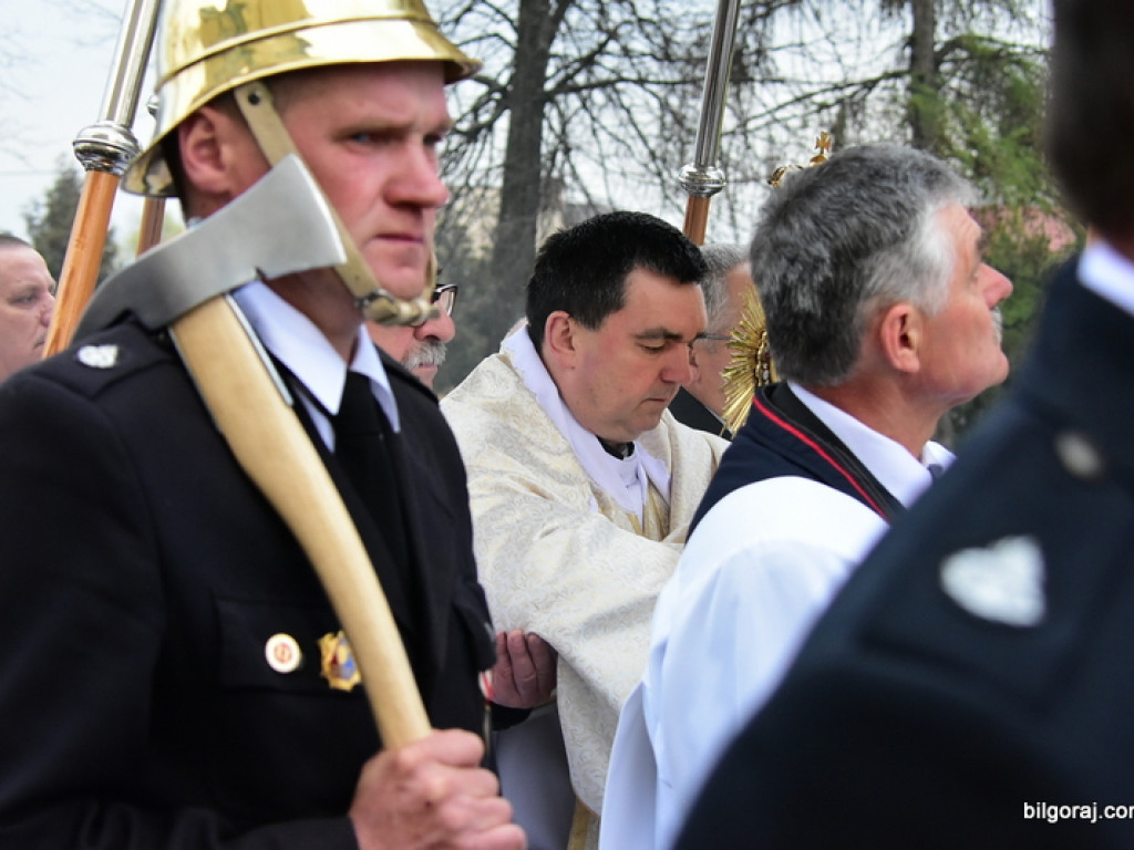 Zmartwychwstał Pan i żyje dziś! (FOTO)