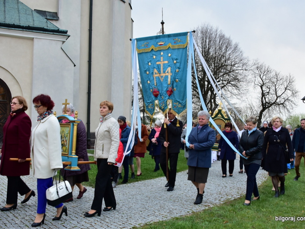Zmartwychwstał Pan i żyje dziś! (FOTO)