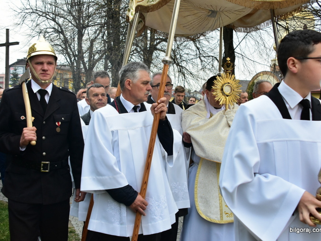 Zmartwychwstał Pan i żyje dziś! (FOTO)