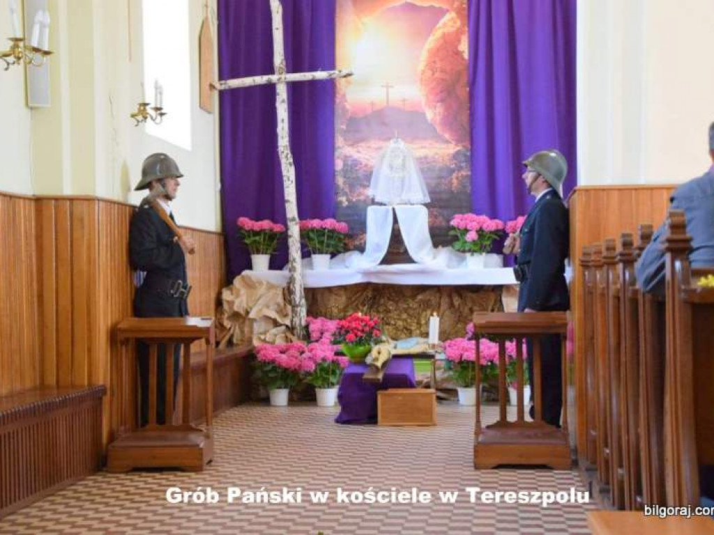 Groby Pańskie i ciemnice w świątyniach Ziemi Biłgorajskiej (FOTO)