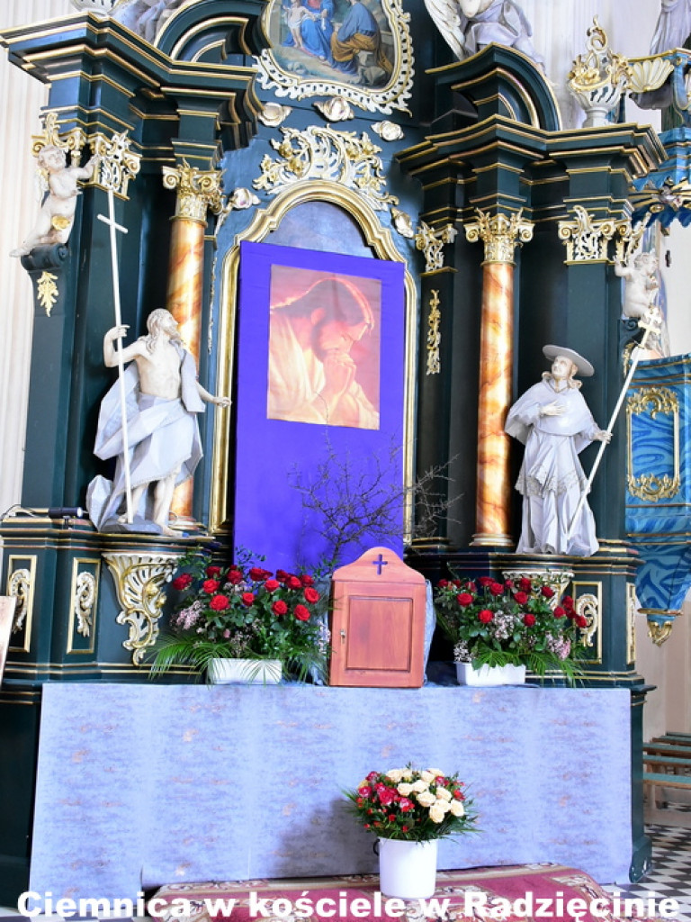 Groby Pańskie i ciemnice w świątyniach Ziemi Biłgorajskiej (FOTO)