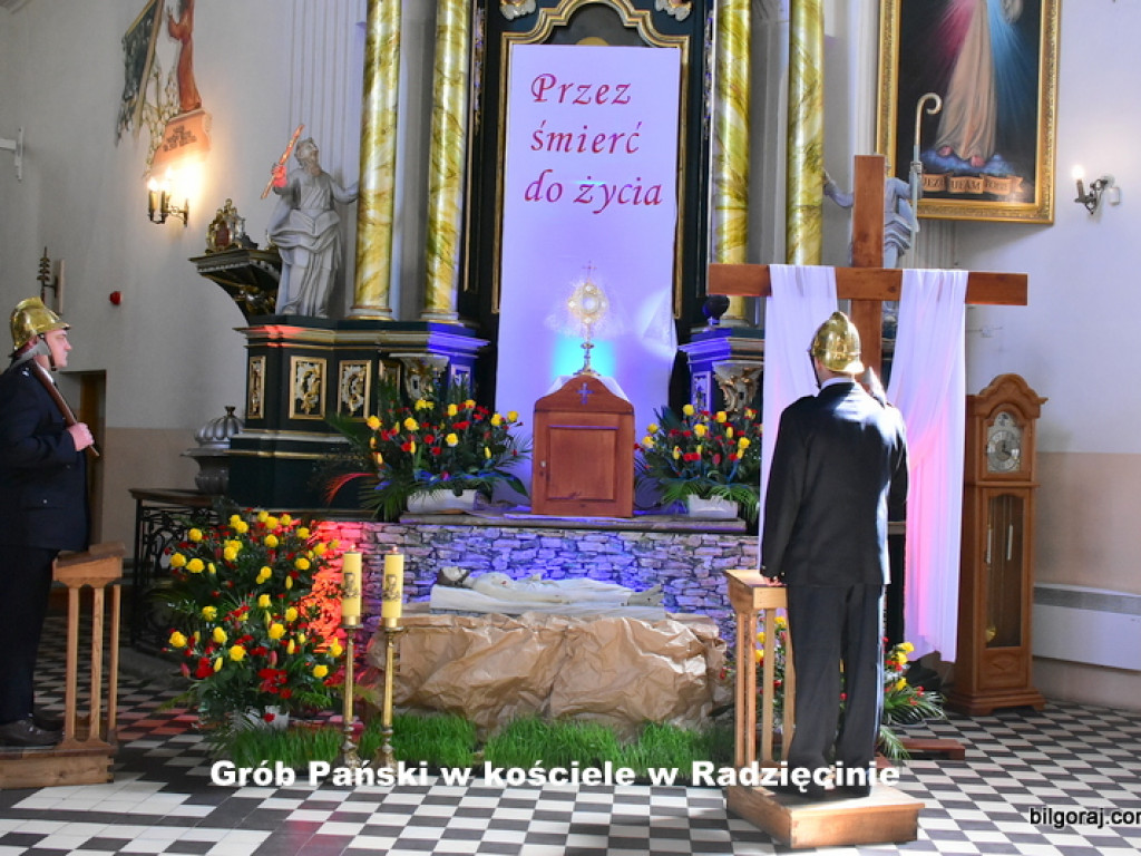 Groby Pańskie i ciemnice w świątyniach Ziemi Biłgorajskiej (FOTO)