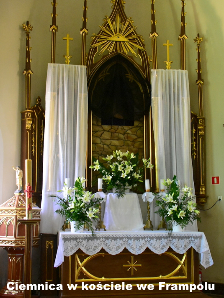 Groby Pańskie i ciemnice w świątyniach Ziemi Biłgorajskiej (FOTO)