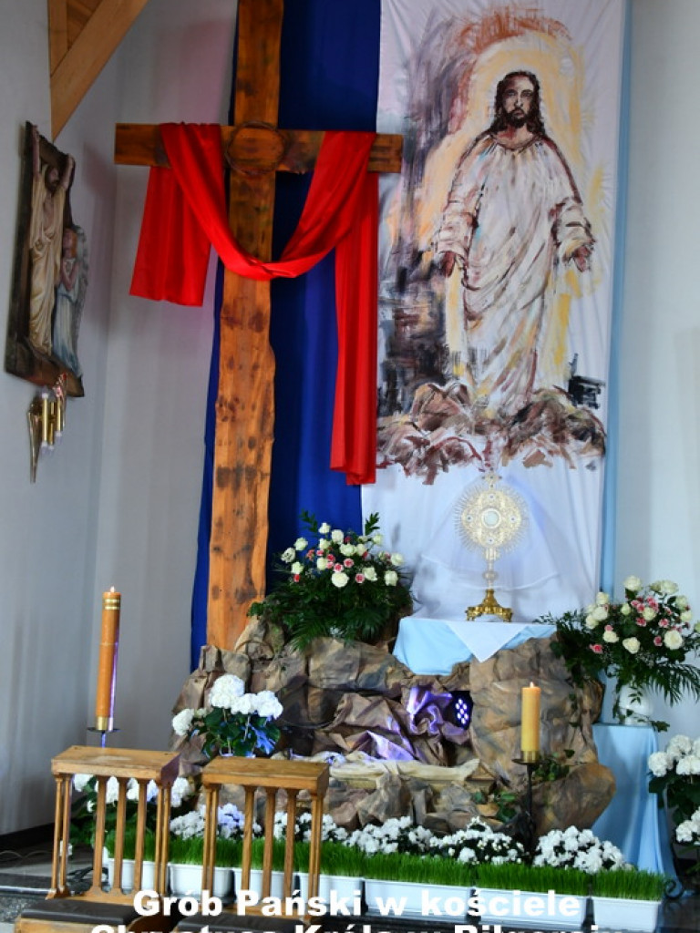 Groby Pańskie i ciemnice w świątyniach Ziemi Biłgorajskiej (FOTO)