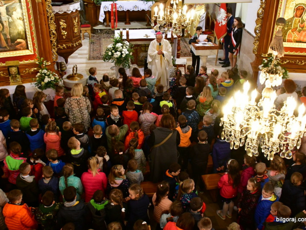 Łączy nas razem Polska. Dzień patrona w SP Nr 5 (FOTO)