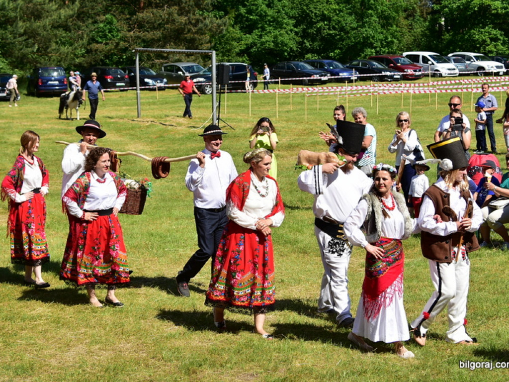 Turniej wsi z czarem par (FOTO, WYNIKI)
