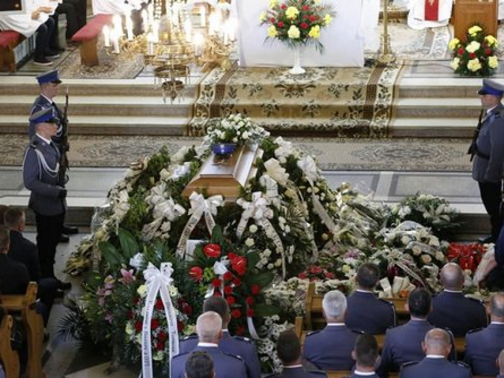 Ostatnie pożegnanie sierżanta sztabowego Tomasza Iwańca (FOTO)