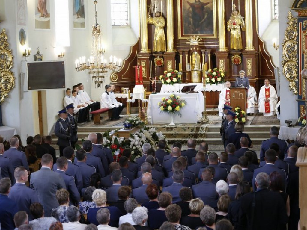 Ostatnie pożegnanie sierżanta sztabowego Tomasza Iwańca (FOTO)