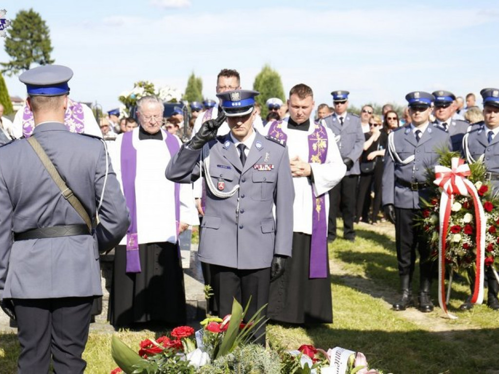 Ostatnie pożegnanie sierżanta sztabowego Tomasza Iwańca (FOTO)