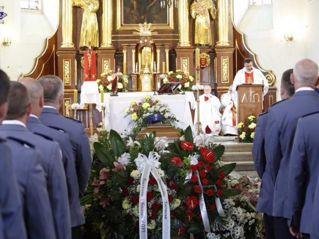 Ostatnie pożegnanie sierżanta sztabowego Tomasza Iwańca (FOTO)