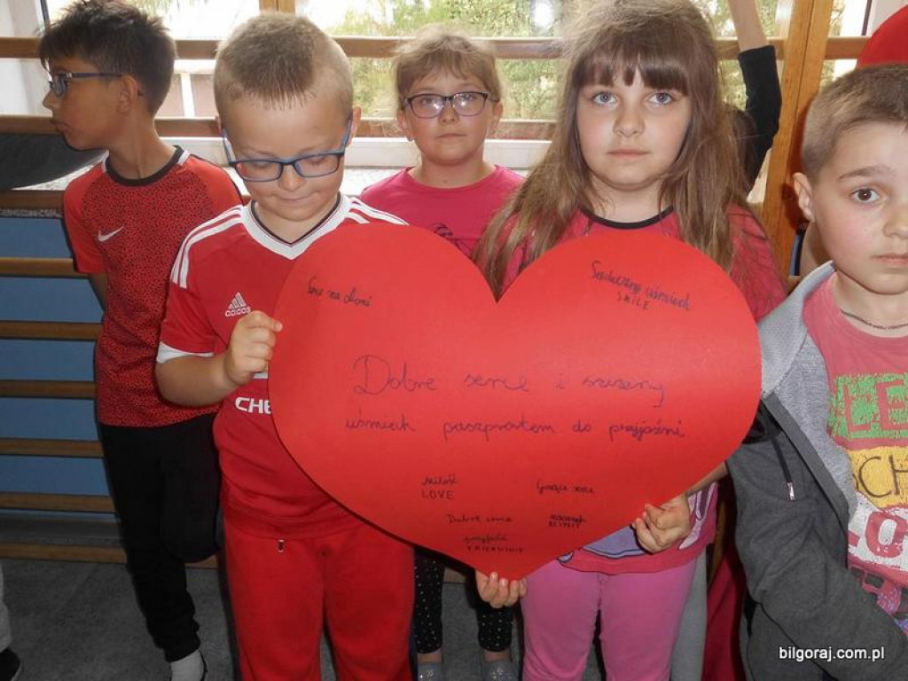 „Kolorowy dzień w Peru” w Szkole Podstawowej w Hedwiżynie (FOTO)