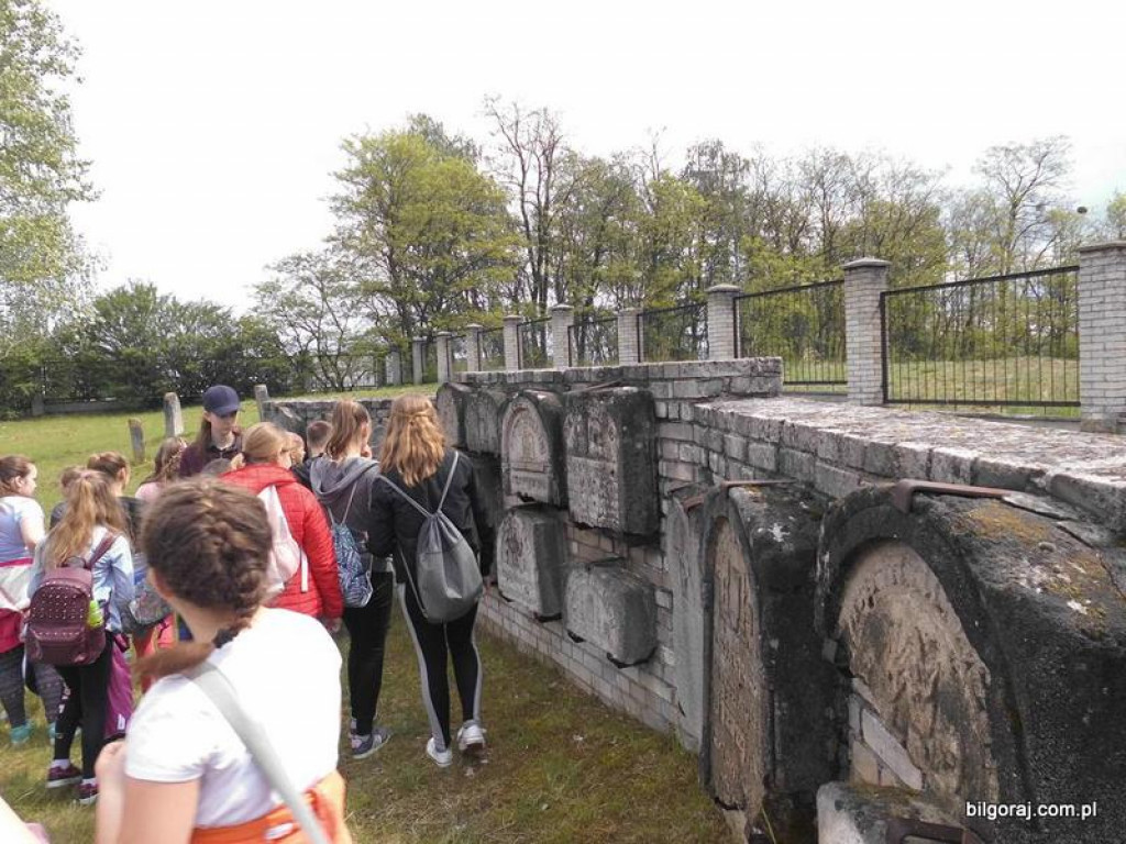 „Kolorowy dzień w Peru” w Szkole Podstawowej w Hedwiżynie (FOTO)
