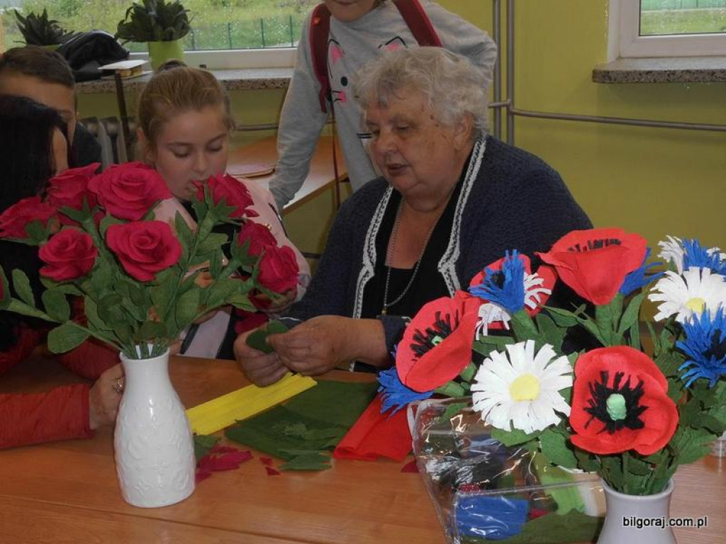 „Kolorowy dzień w Peru” w Szkole Podstawowej w Hedwiżynie (FOTO)