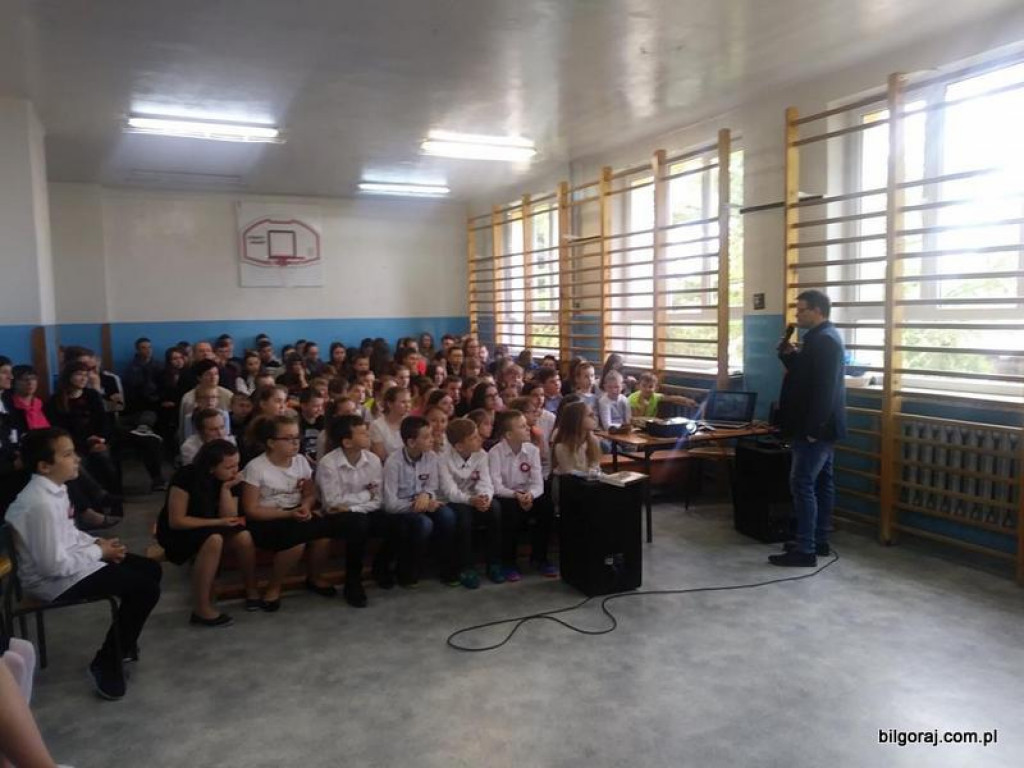 „Kolorowy dzień w Peru” w Szkole Podstawowej w Hedwiżynie (FOTO)