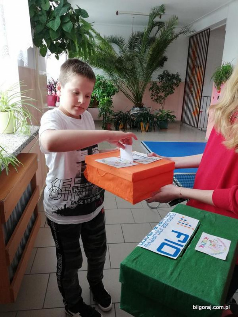 „Kolorowy dzień w Peru” w Szkole Podstawowej w Hedwiżynie (FOTO)