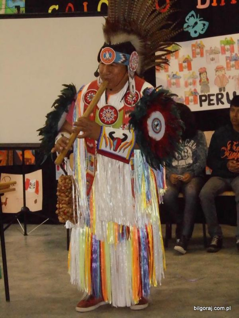 „Kolorowy dzień w Peru” w Szkole Podstawowej w Hedwiżynie (FOTO)