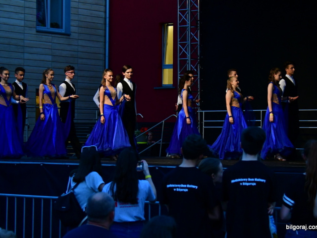 Ruszyły Dni Biłgoraja. Święto Miasta rozpoczęło się od tanecznego widowiska (FOTO)